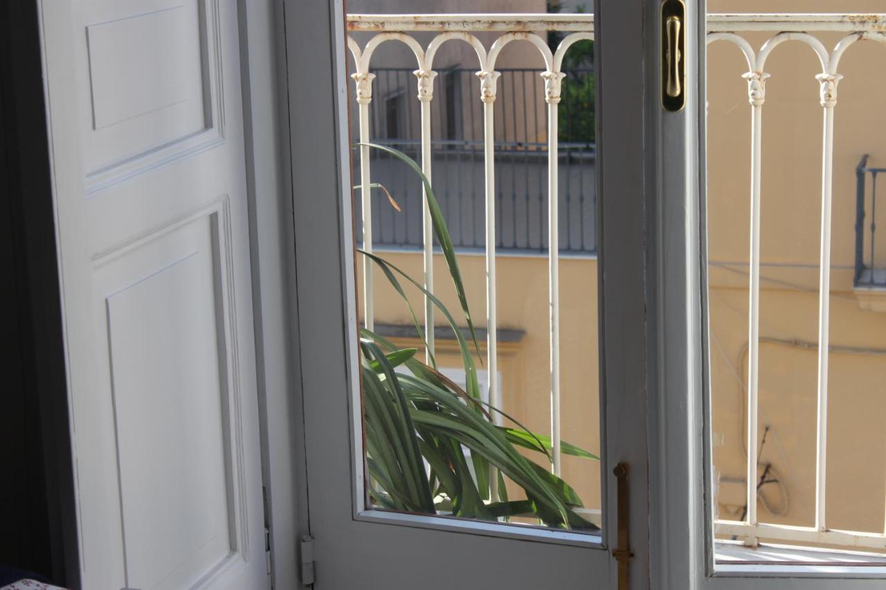 B&B Antica Dimora ปิอาโนดิซอร์เรนโต ภายนอก รูปภาพ